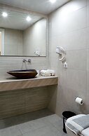 Laza Beach Inn