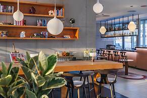 art'otel Cologne powered by Radisson Hotels