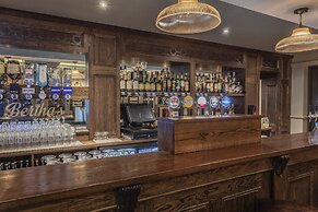 Silverbirch Hotel