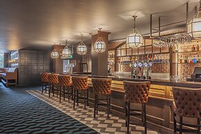 Silverbirch Hotel