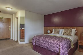 Silverbirch Hotel