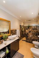 SW1 Lodge