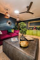 SW1 Lodge
