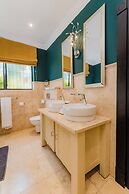 SW1 Lodge