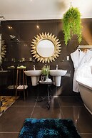SW1 Lodge