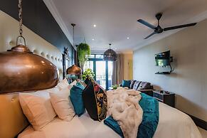SW1 Lodge