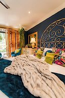SW1 Lodge