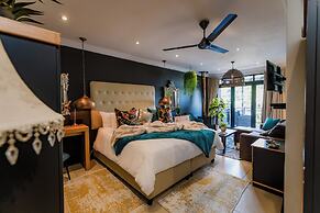 SW1 Lodge