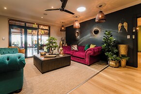 SW1 Lodge