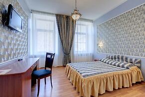 Atrium Hotel