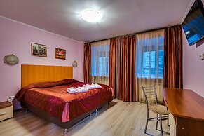 Atrium Hotel