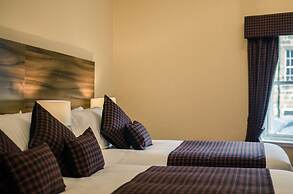 Royal West End Hotel