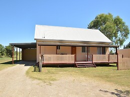 Madigan Wine Country Cottages