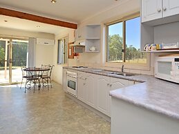 Madigan Wine Country Cottages