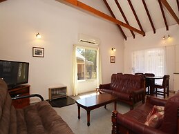 Madigan Wine Country Cottages
