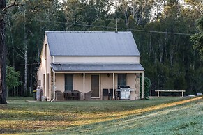 Madigan Wine Country Cottages