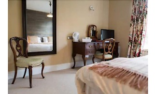 Les Douvres Hotel
