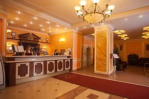 Amaks Premier Hotel