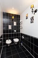 Amaks Premier Hotel