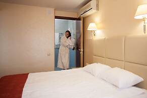 Amaks Premier Hotel