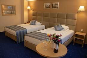 Hotel Reghina Blue