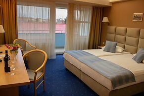 Hotel Reghina Blue