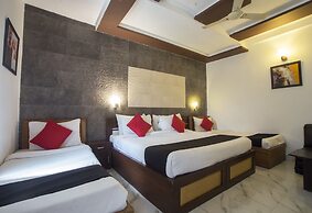 Optimum Tara Palace