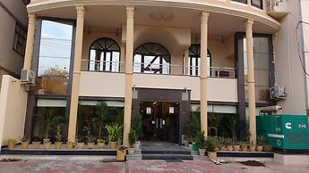 Optimum Tara Palace