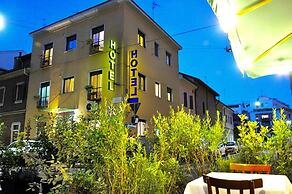 Hotel Dover