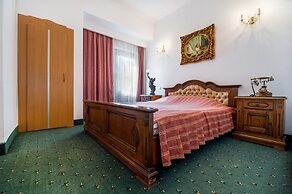 Hotel Carpati