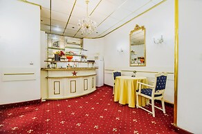 Hotel Carpati