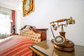 Hotel Carpati
