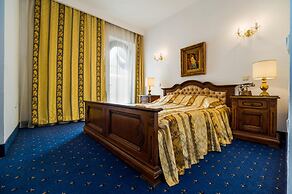 Hotel Carpati