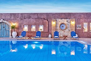 Golden Bay Hotel