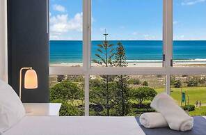 Kirra Surf Apartments