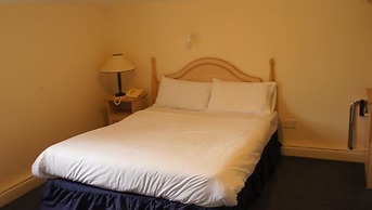 Dalys Inn