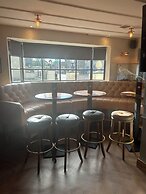 Dalys Inn
