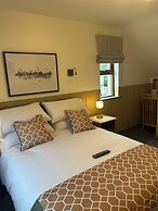 Dalys Inn