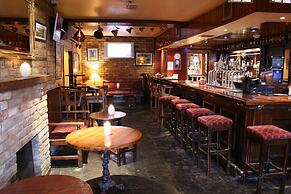 Dalys Inn