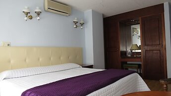Hotel Alhambra