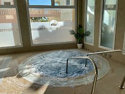 Aparthotel Residencia & Spa Parques Casablanca