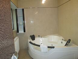 Hotel Dumbrava