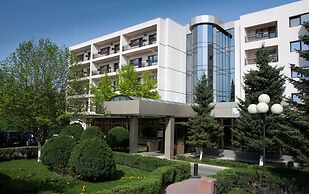 Hotel Dumbrava