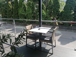 Hotel Aristos