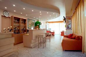 Motta Residence