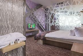 West City Hotel