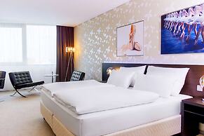 NH Bratislava Gate One