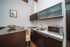 Celenga Apartments with free offsite parking