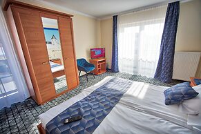 Viktória Hotel