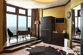 Triumph Palace Boutique Hotel